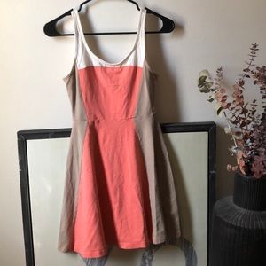 EXPRESS DRESS